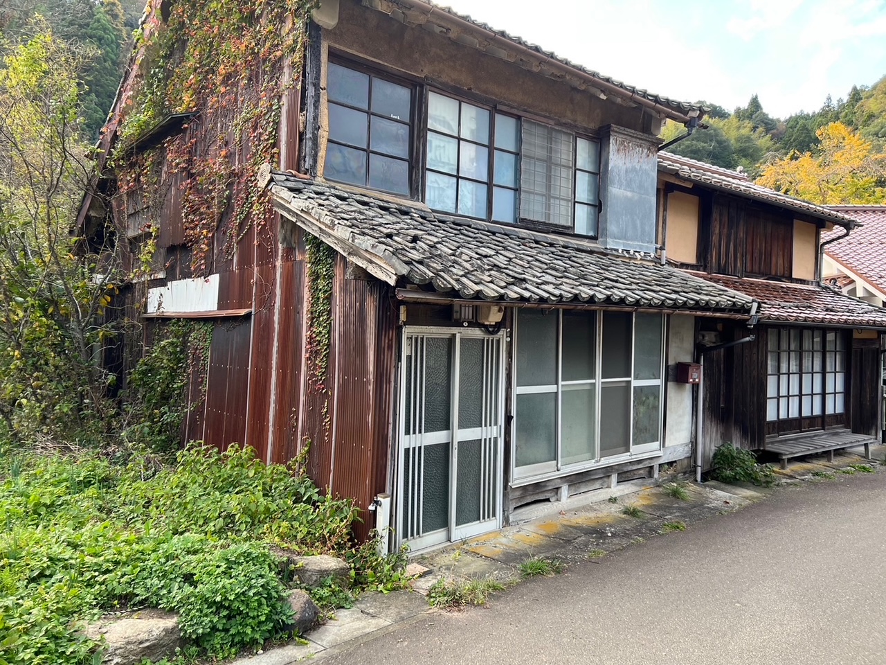 大田市大森町　中古住宅 画像1