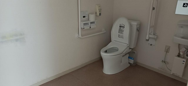 中田ビル１階東側貸店舗 画像3